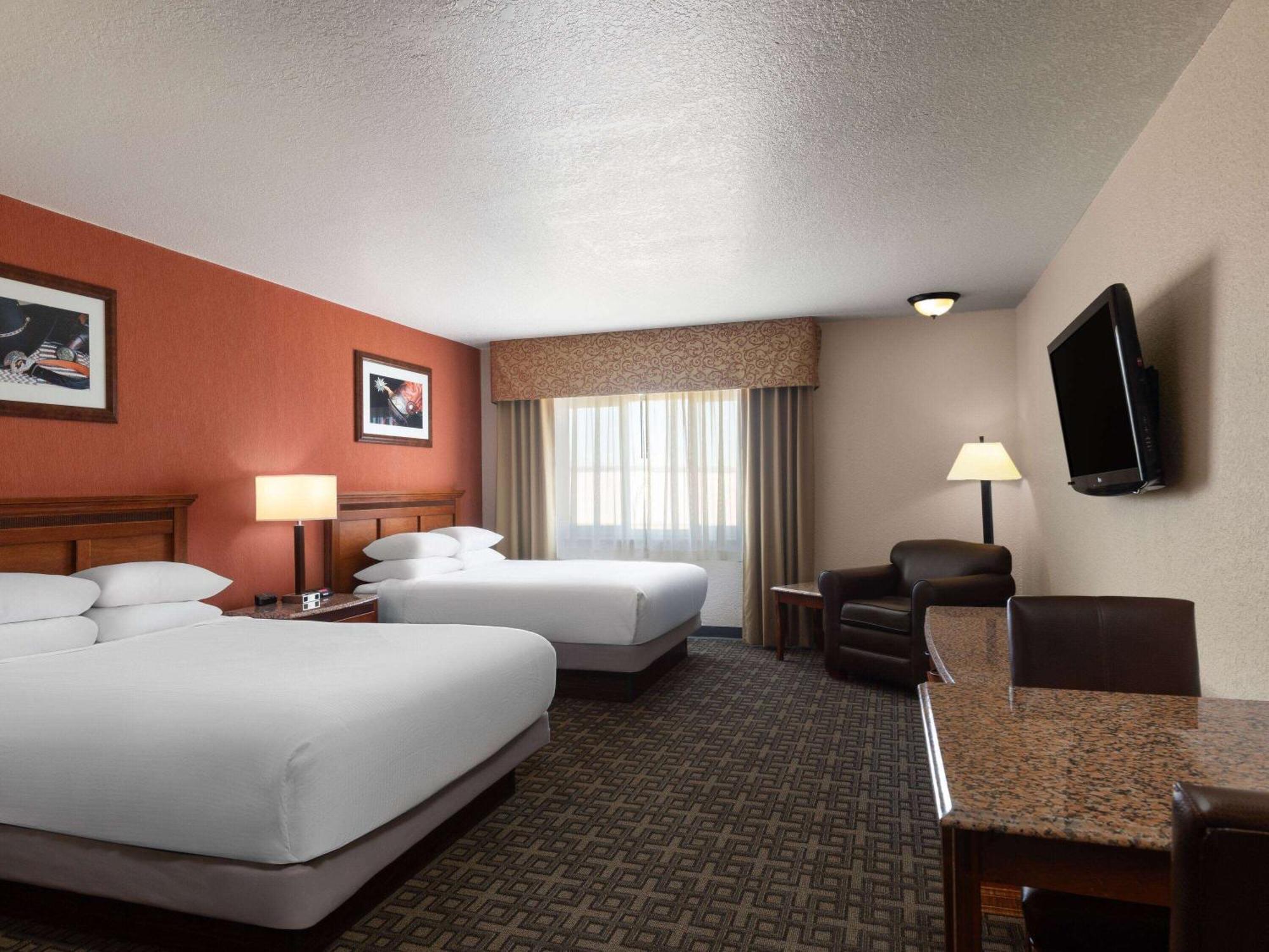 Ramada By Wyndham Elko Hotel At Stockmen'S Casino Ngoại thất bức ảnh