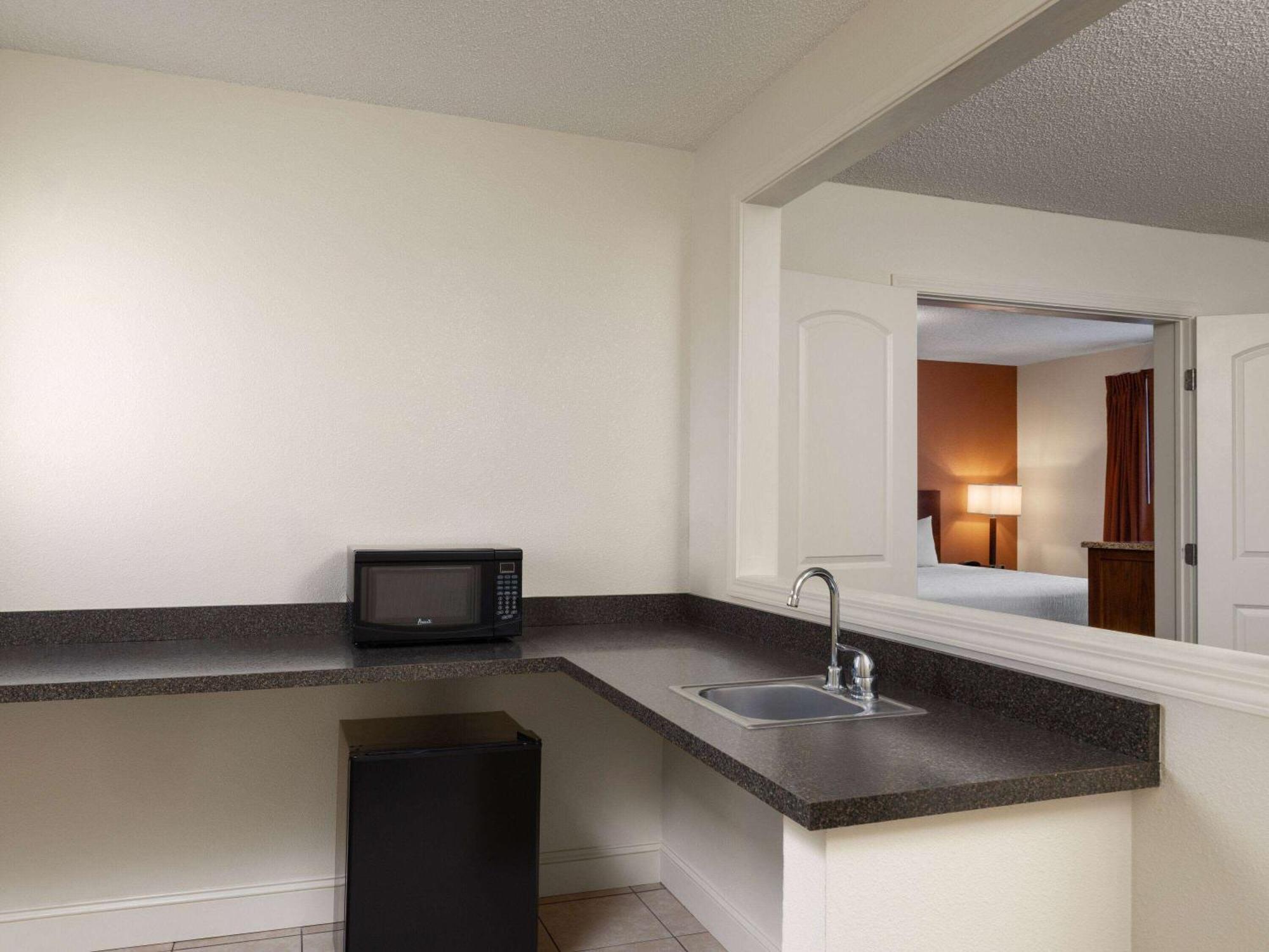 Ramada By Wyndham Elko Hotel At Stockmen'S Casino Ngoại thất bức ảnh