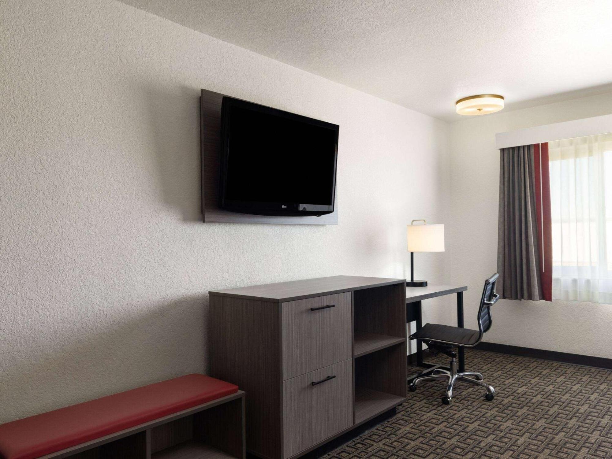 Ramada By Wyndham Elko Hotel At Stockmen'S Casino Ngoại thất bức ảnh