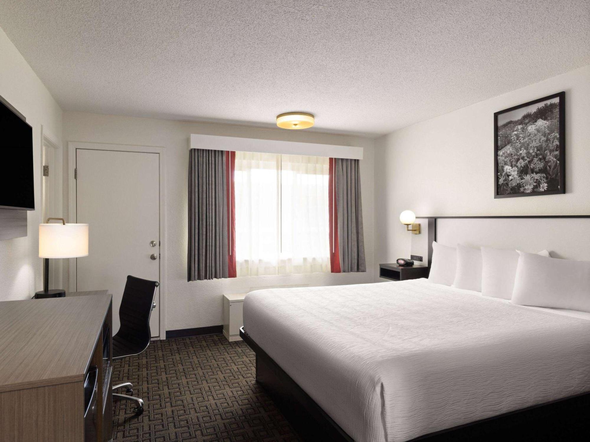 Ramada By Wyndham Elko Hotel At Stockmen'S Casino Ngoại thất bức ảnh