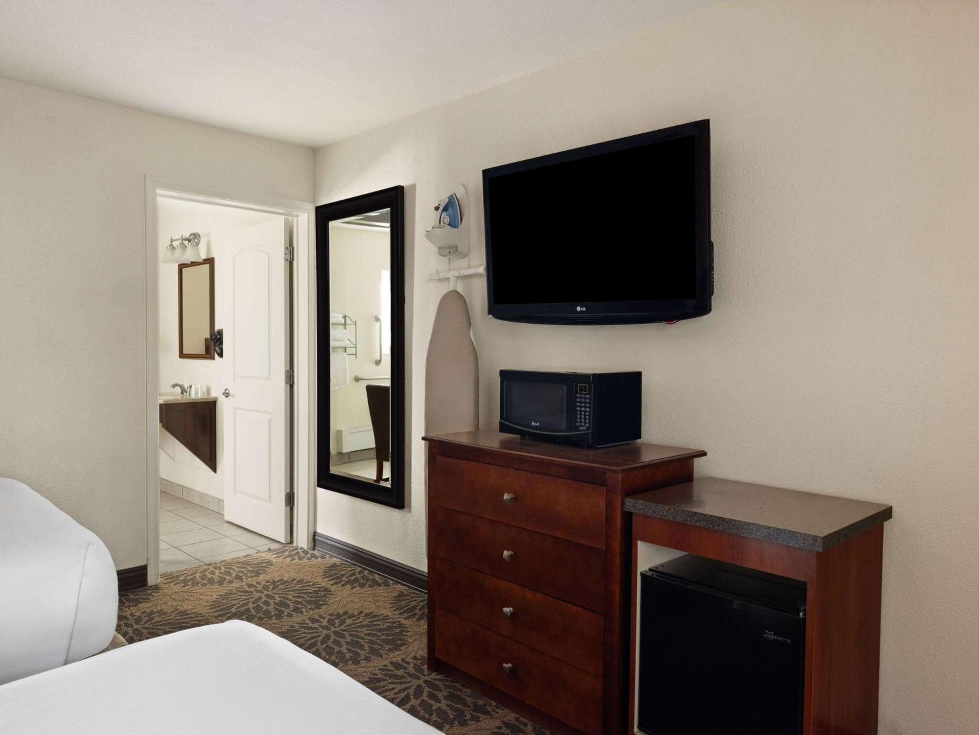 Ramada By Wyndham Elko Hotel At Stockmen'S Casino Ngoại thất bức ảnh